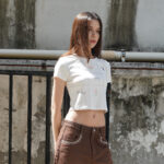12PB URBAN BOHO เสื้อยีดคอกลม แขนสั้นพิมพ์และ ปักลายโลโก้ที่ชิ้นหน้า - Image 3